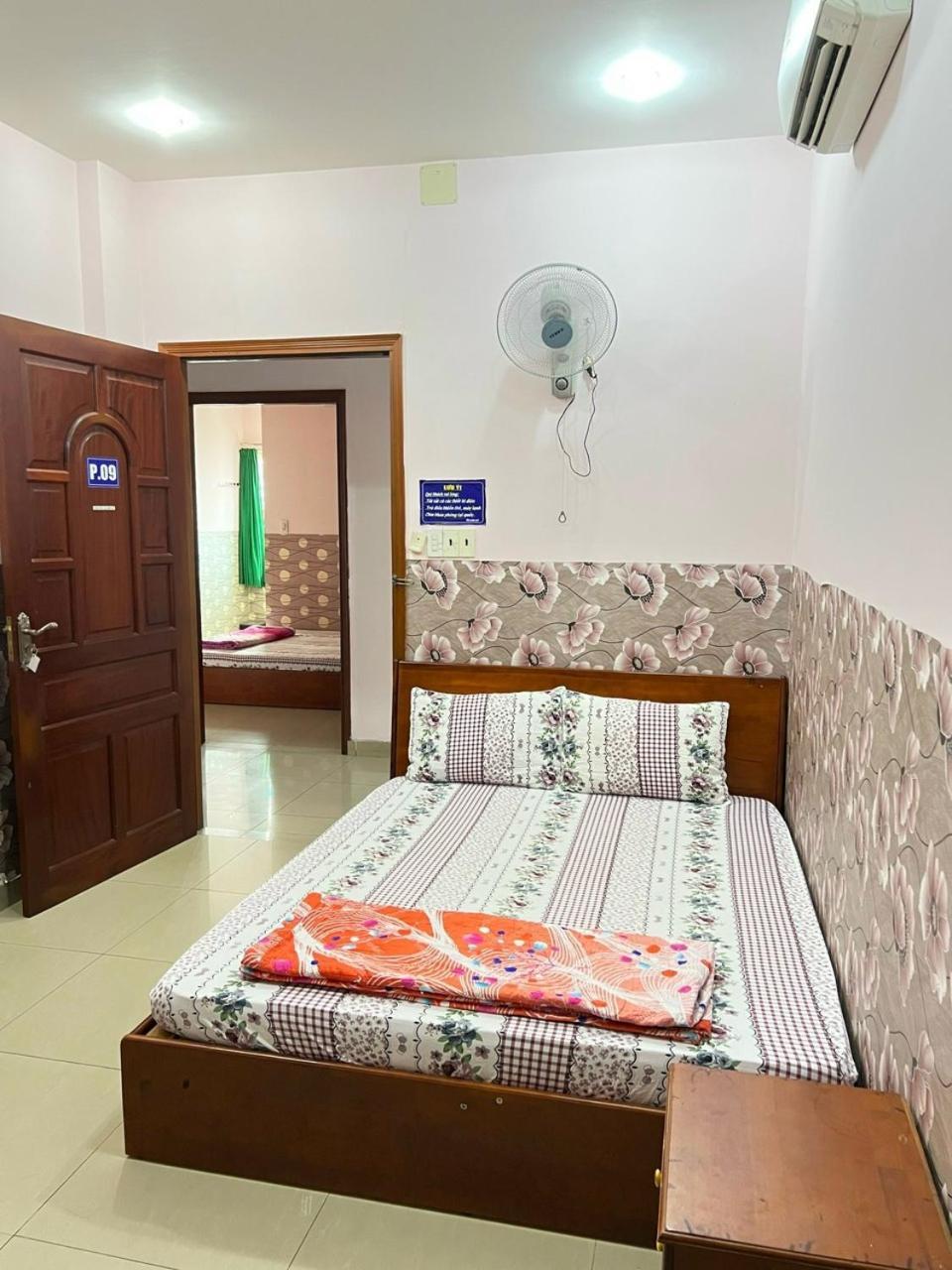 Khach San Khanh Du - Khanh Du Hotel Биен Хоа Екстериор снимка